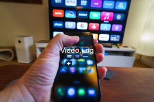 5 Cheapest Ways to Watch DC Shows and Movies Without HBO Max